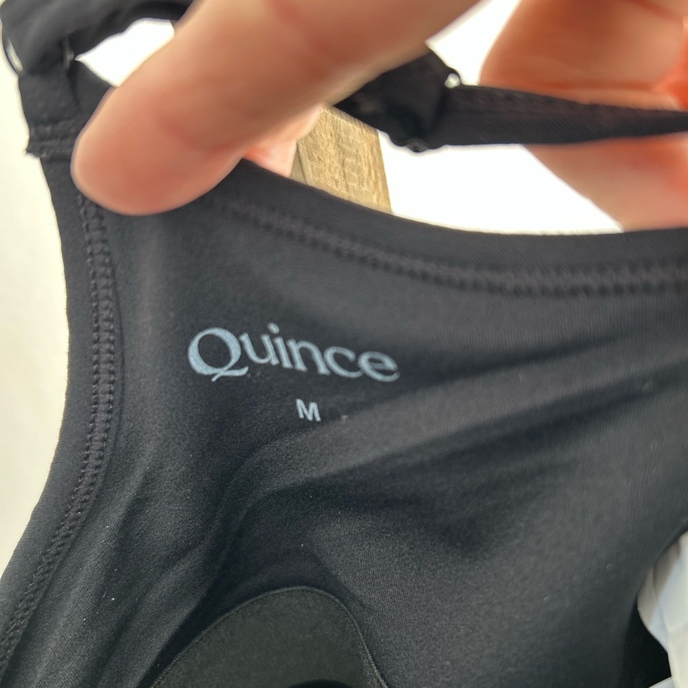 Quince Ultra-Form Kick Flare Black Jumpsuit Women's Size M NWT Yoga Activwear - Picture 6 of 9